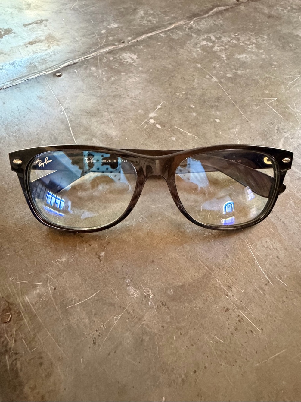 Ray Ban wayfarer sunglasses. Blue light lenses. - Picture 8 of 11